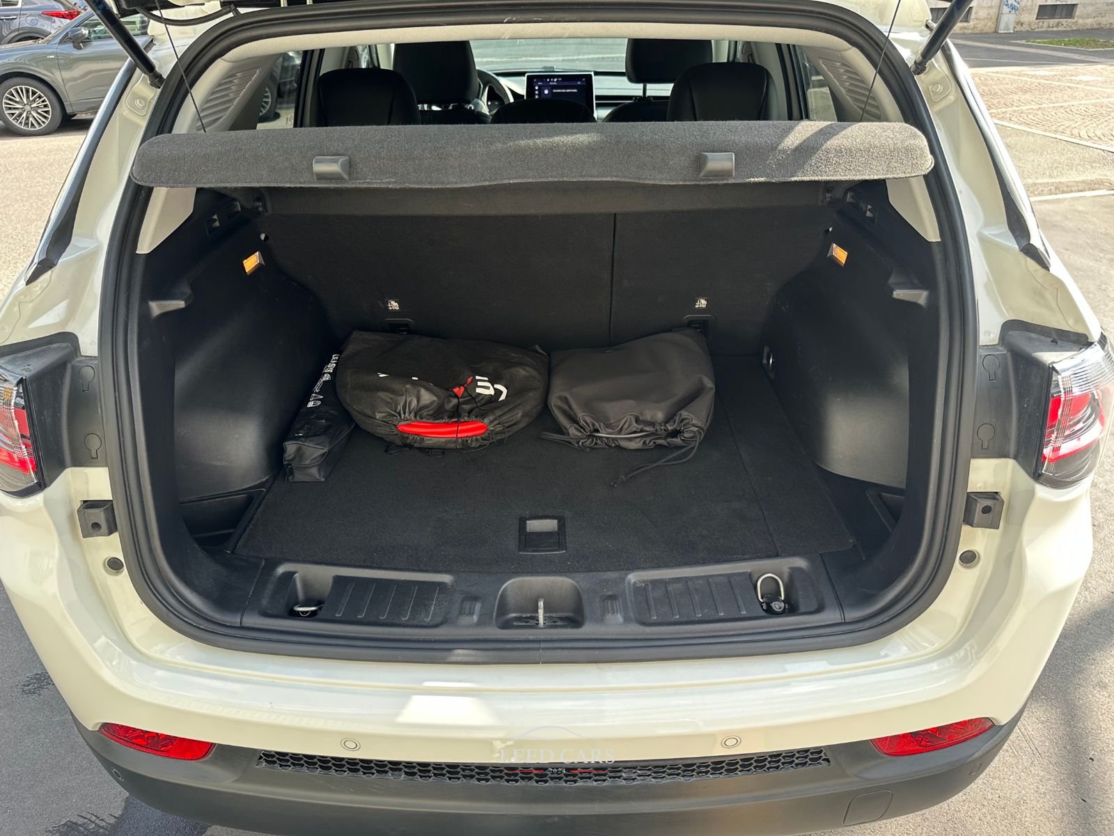 Compass 1.3 turbo PHEV 190CV LIMITED 4xe auto - immagine 16