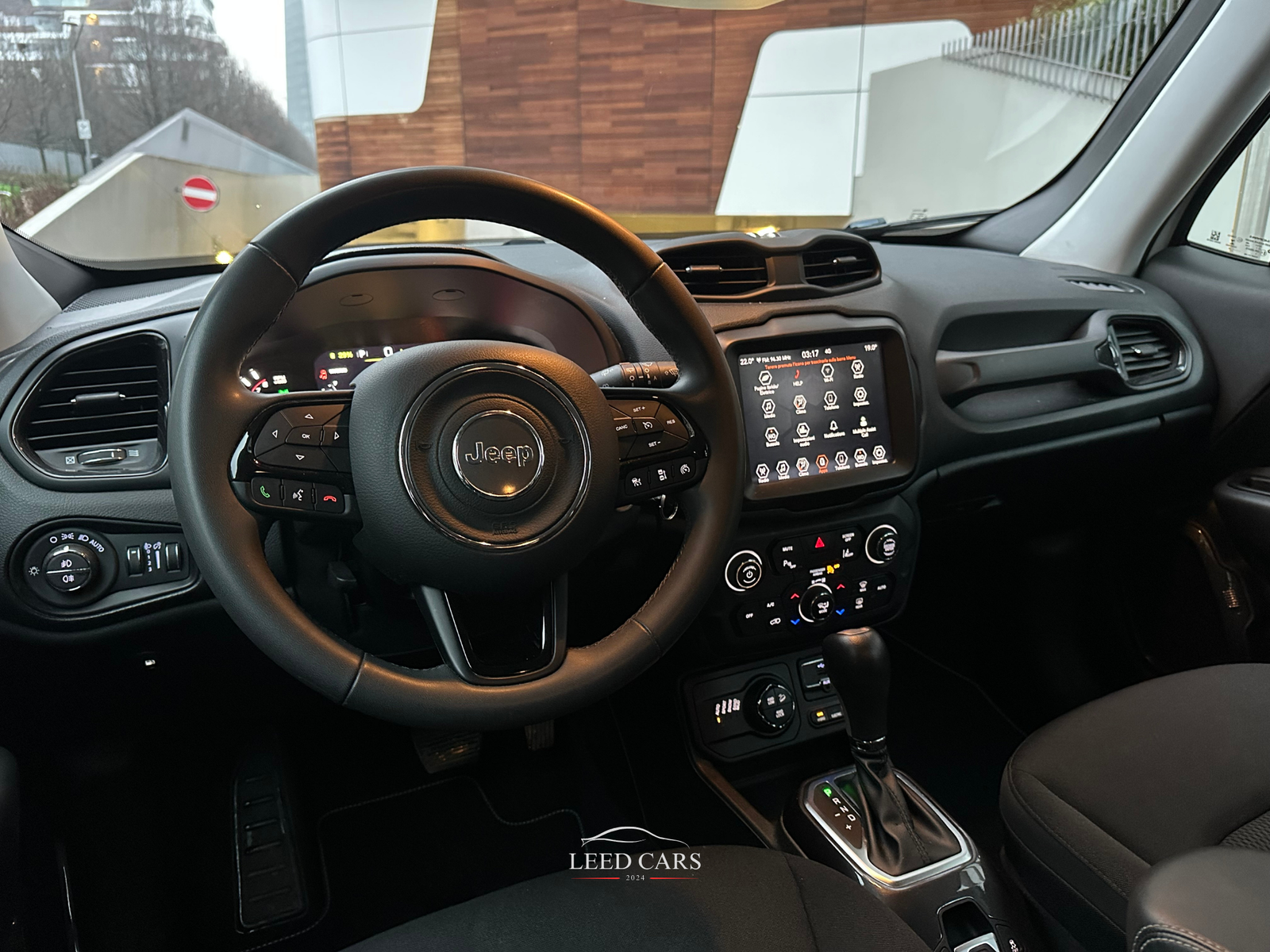 Renegade 1.3 t4 PHEV Limited 4xe at6 190CV - immagine 9