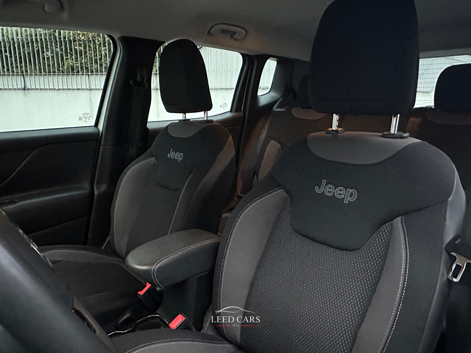 Renegade 1.3 t4 PHEV Limited 4xe at6 190CV - immagine 15