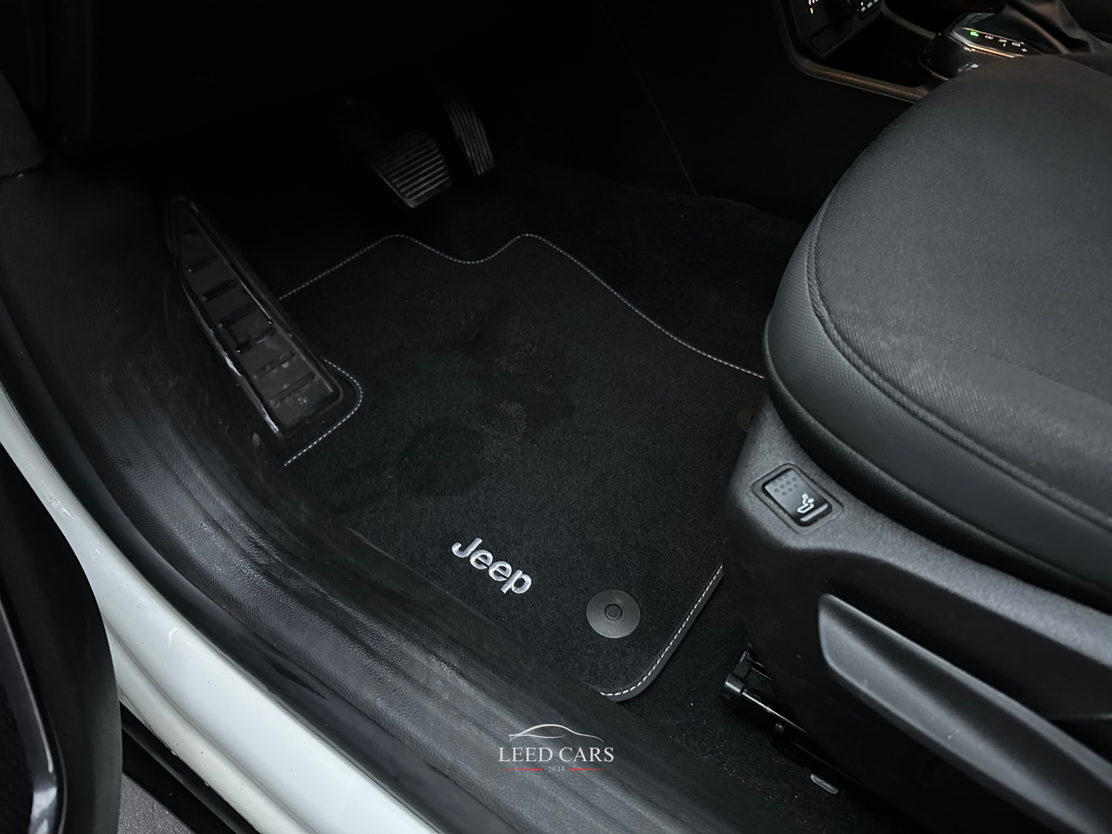 Renegade 1.3 t4 PHEV Limited 4xe at6 190CV - immagine 17