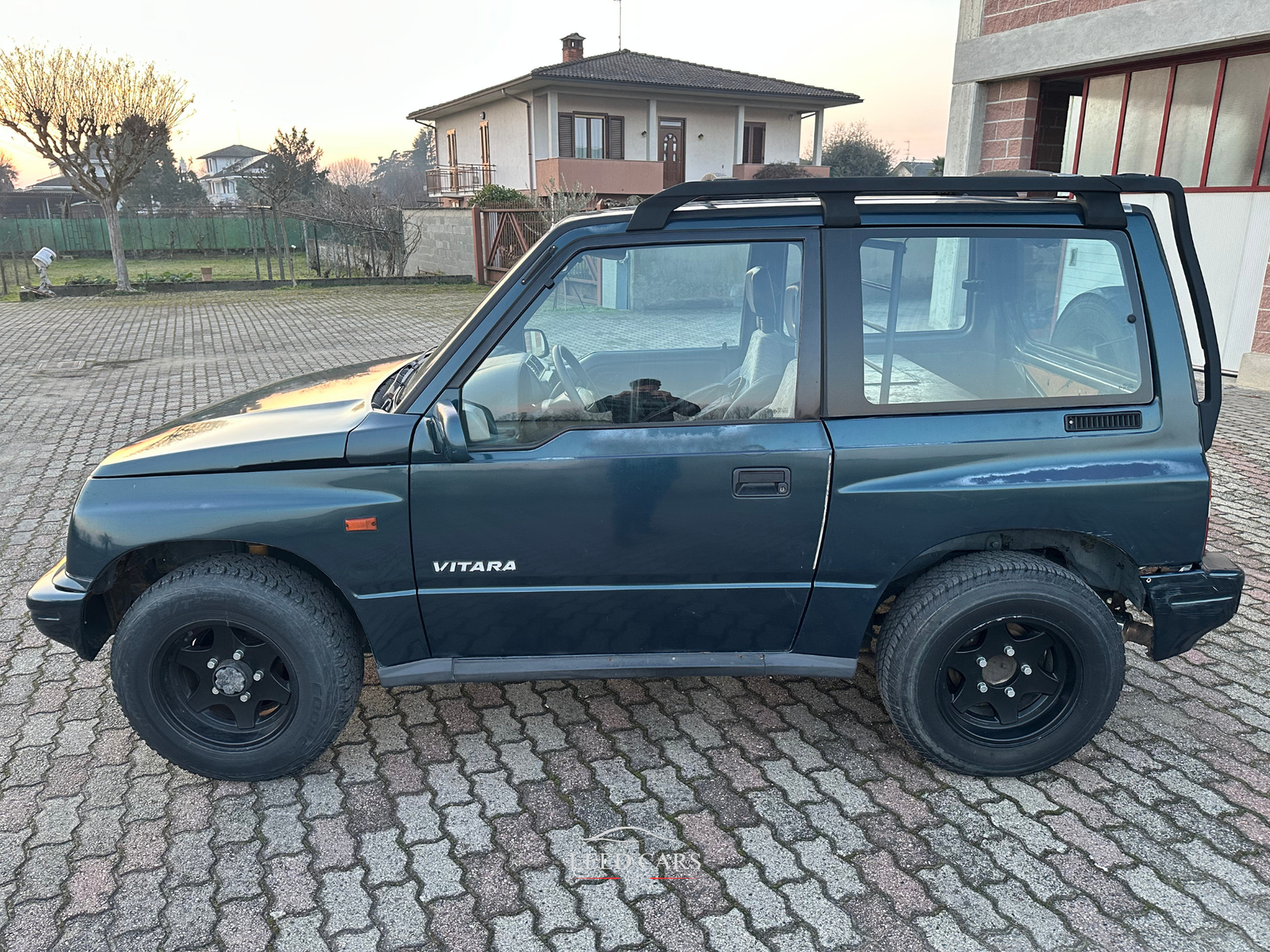 Vitara 3p 1.6 16v JLX P.Pack auto - immagine 2